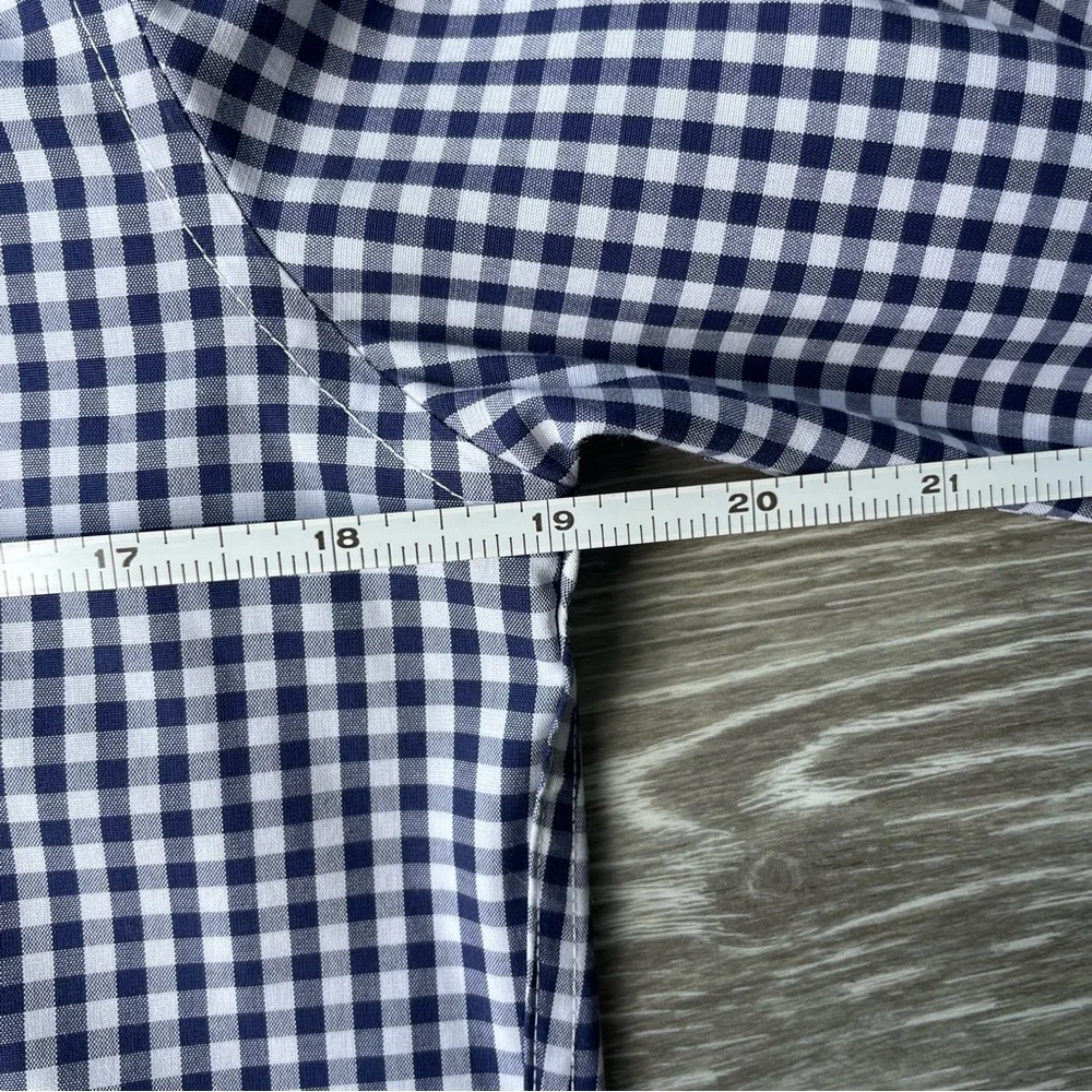 J. Crew Checkered Button-down Shirt Size S Slim Blue and White Gingham